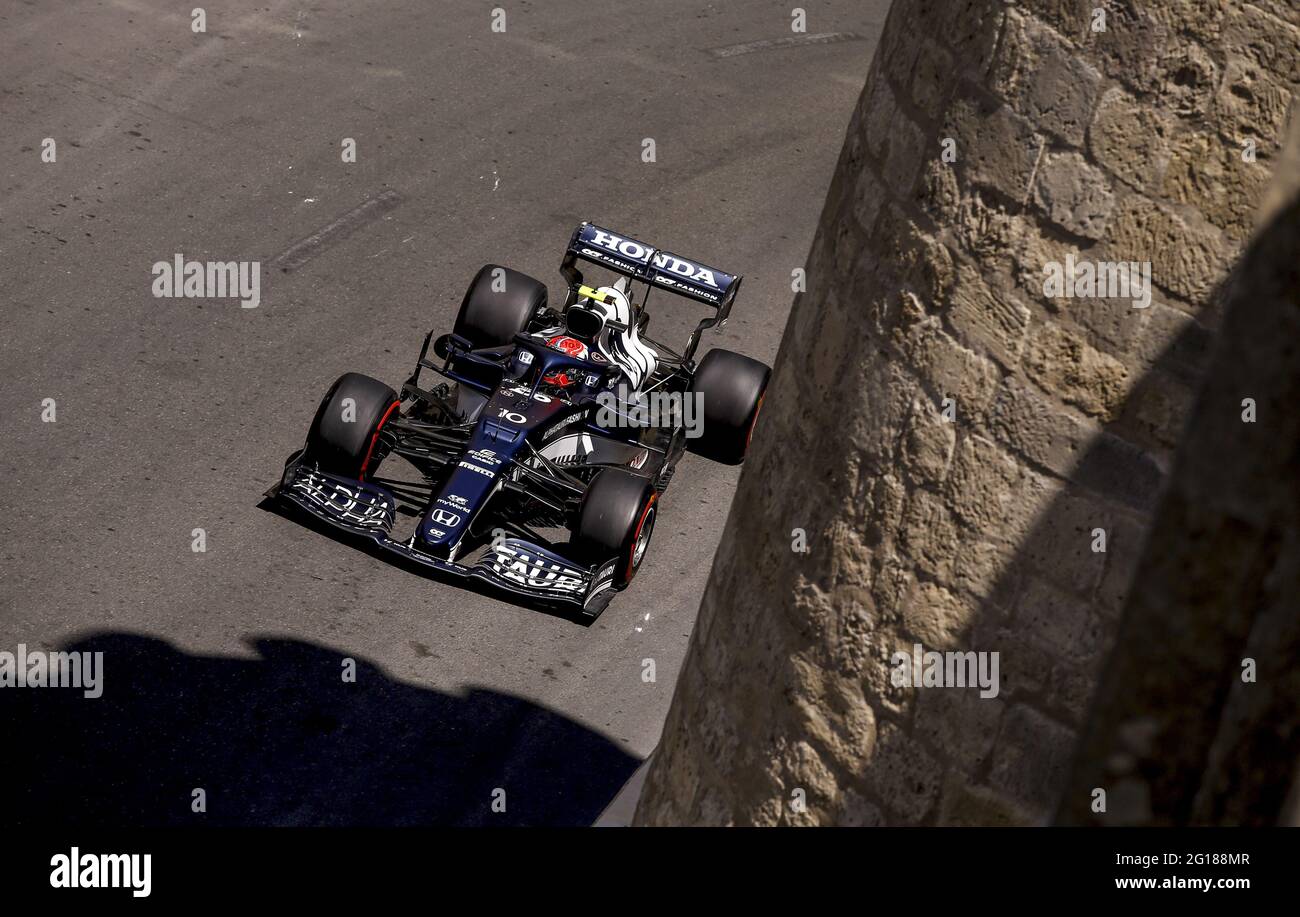 10 GASLY Pierre (fra), Scuderia AlphaTauri Honda AT02, azione durante il Gran Premio di Formula 1 Azerbaigian 2021 dal 04 al 06 giugno 2021 sul circuito cittadino di Baku, a Baku, Azerbaigian - Foto DPPI / LiveMedia Foto Stock