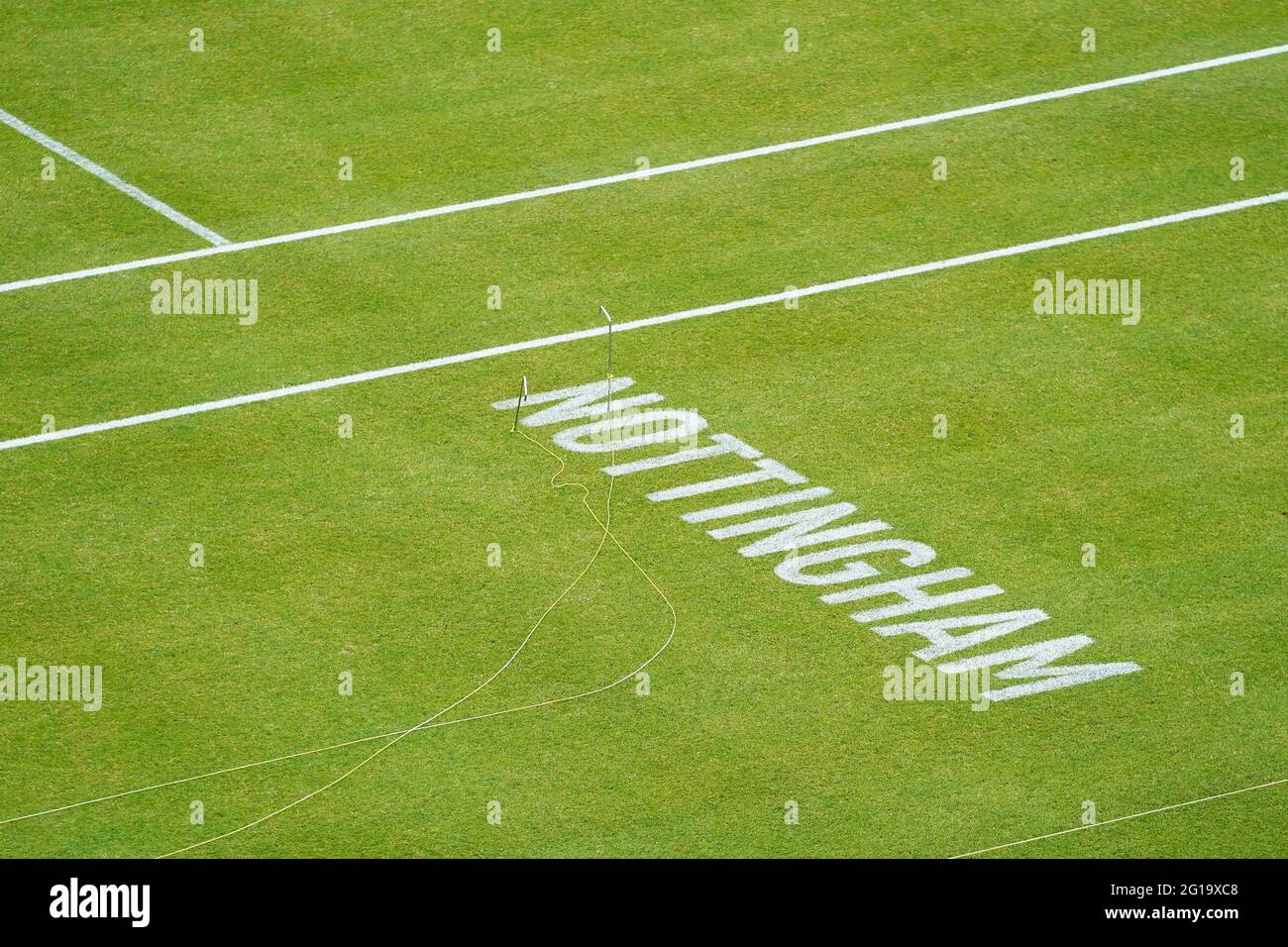 Una vista generale di un campo di erba durante il secondo giorno del Viking Open al Nottingham Tennis Center. Data immagine: Domenica 6 giugno 2021. Foto Stock