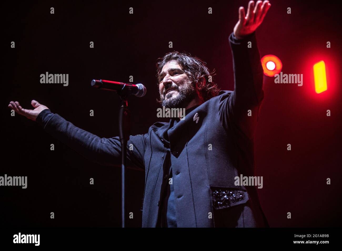 Antonio Orozco si esibisce al Sant Jordi Club, Barcellona, 28 maggio. 2021. Fotografo: ALE Espaliat Foto Stock