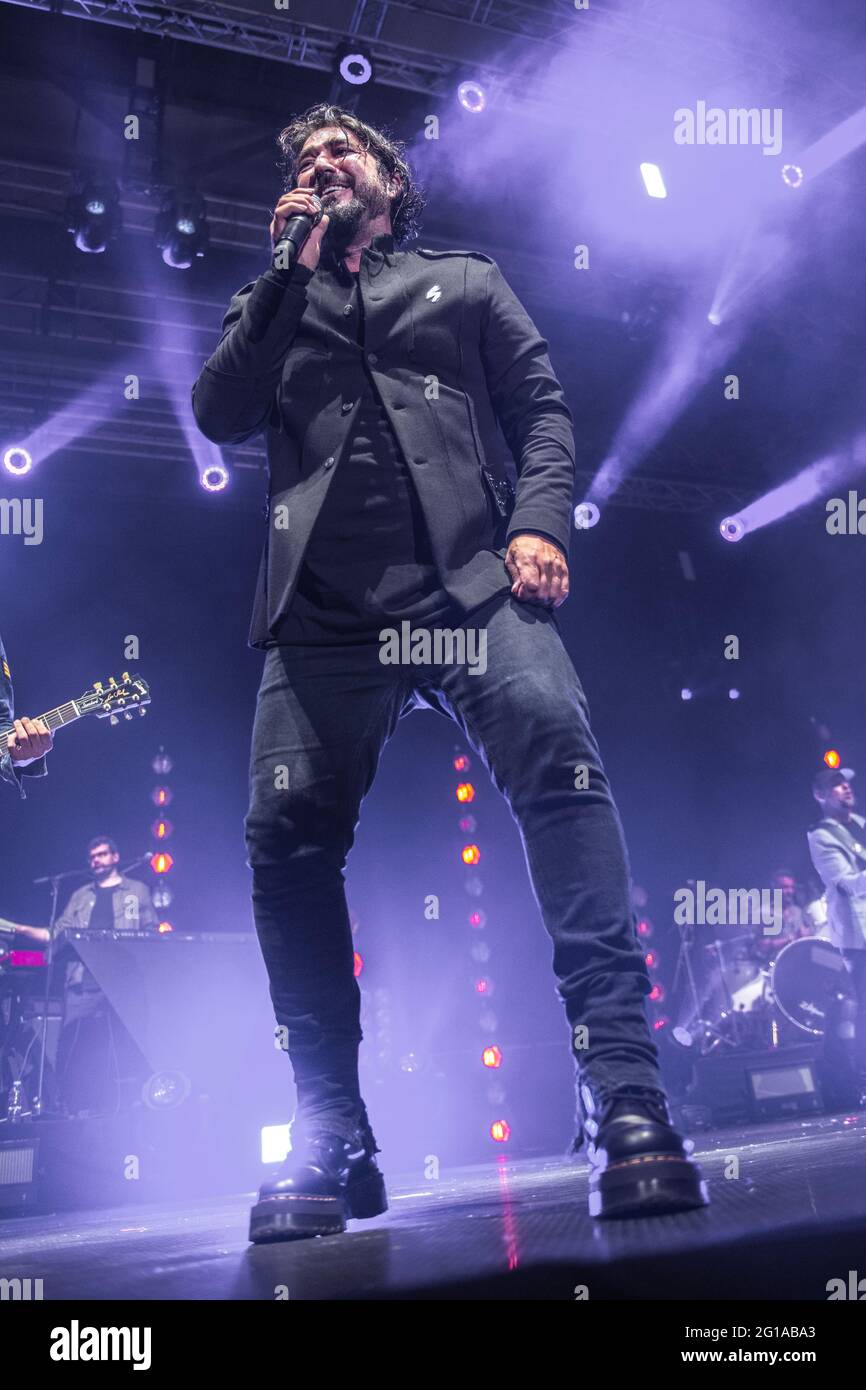 Antonio Orozco si esibisce al Sant Jordi Club, Barcellona, 28 maggio. 2021. Fotografo: ALE Espaliat Foto Stock