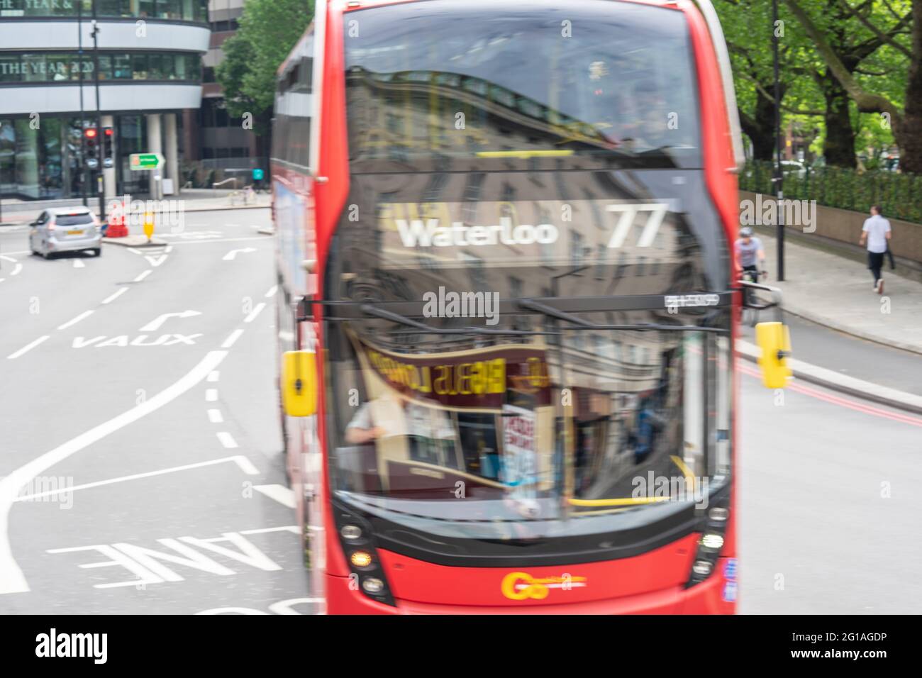 Un autobus a due piani, autobus rosso di Londra. Regno Unito, Londra, 29 maggio 2021 Foto Stock