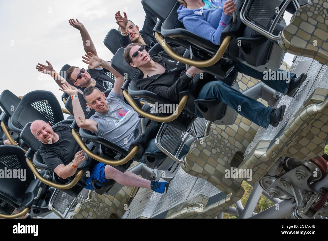 Mackpool Club Pleasure Beach un evento privato a Pleasure Beach Blackpool, i Riders stanno godendo DI Ride tomé SULLA nuova ICON Coaster Foto Stock