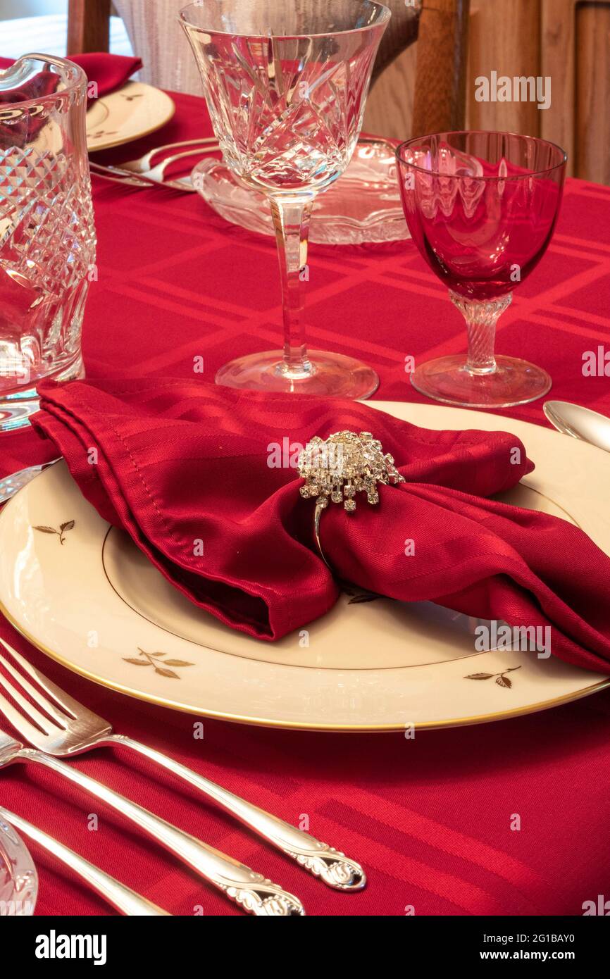 Elegante sala da pranzo con tavolo, USA Foto Stock