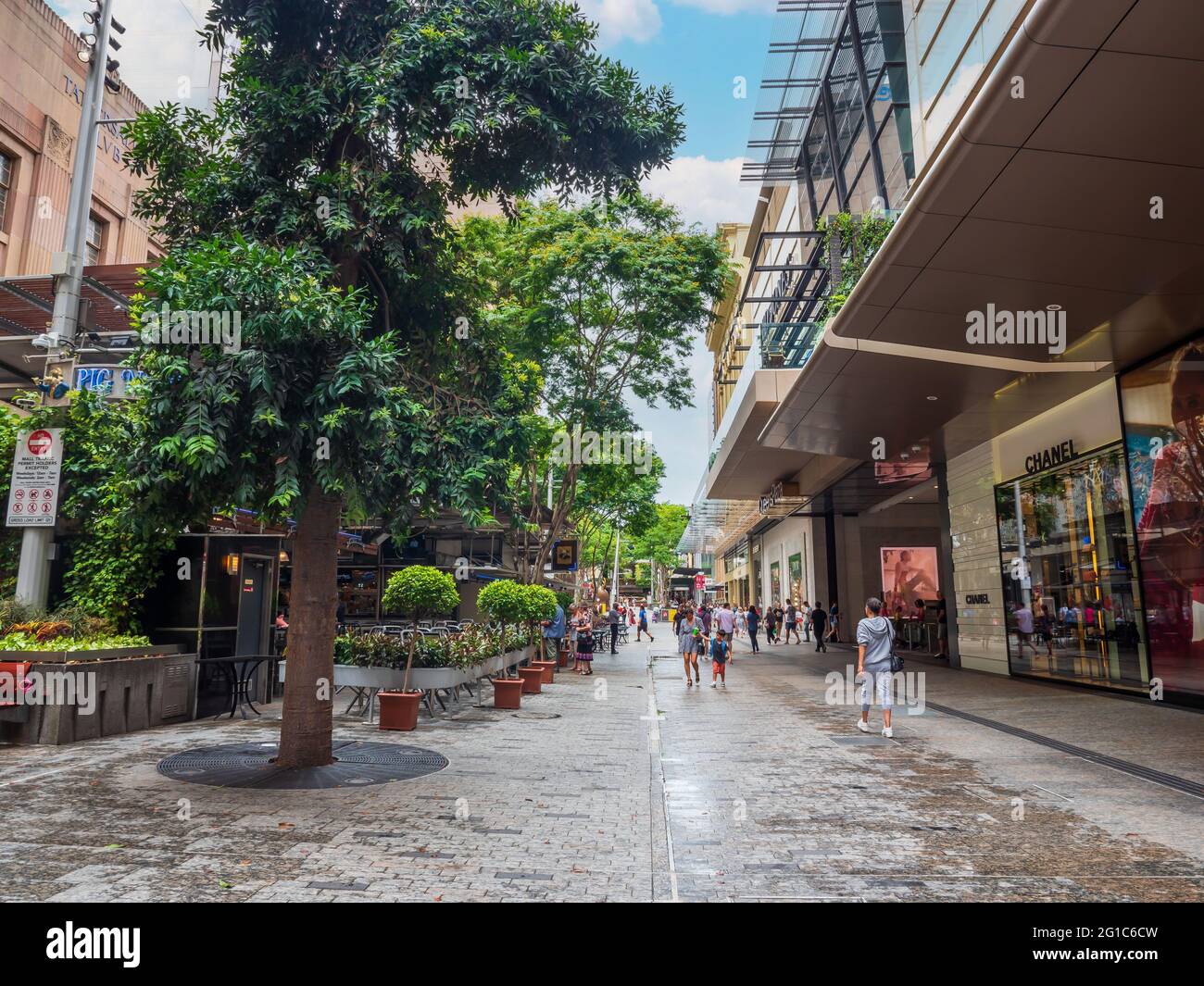 Quartiere pubblico all'aperto per lo shopping nel cuore del CBD di Brisbane. Brisbane, Queensland, Australia. Foto Stock