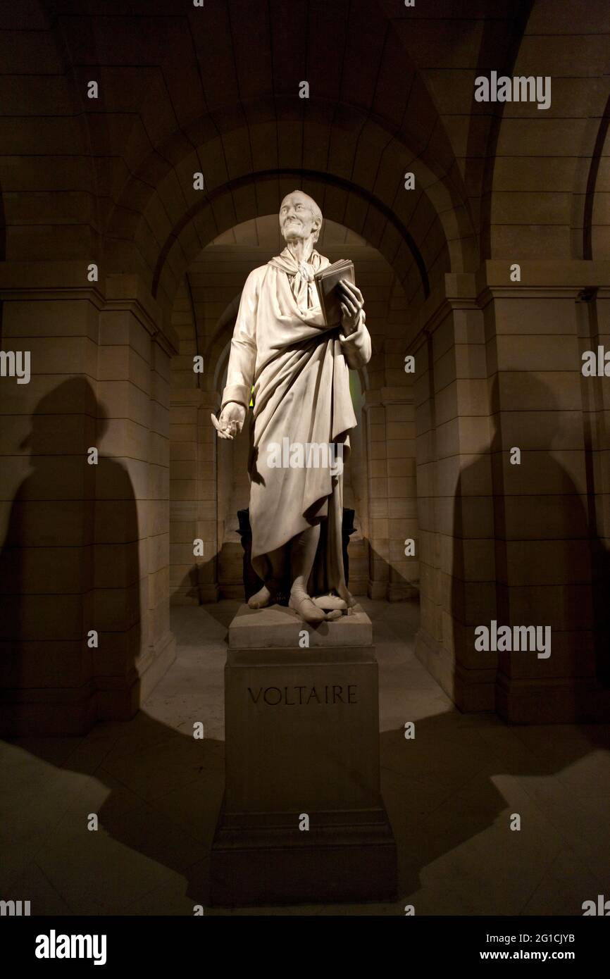 Tomba di Voltaire, il testo del Pantheon. Foto Stock