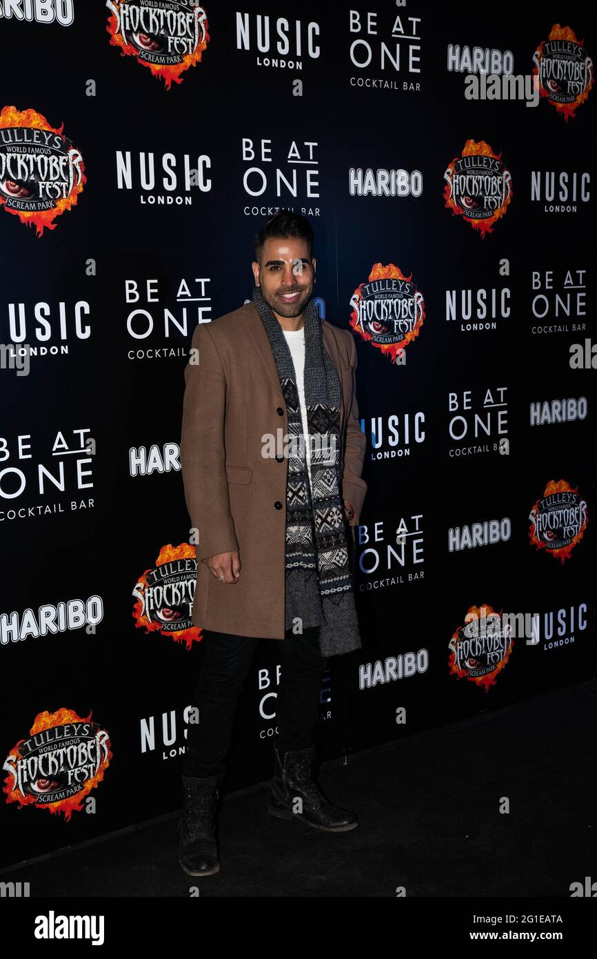 Serie Gemma Collins, Richard Blackwell, Katie Price Heavy D Dr Ranj, sul tappeto nero al Tullys Halloween Shocktober Fest Foto Stock