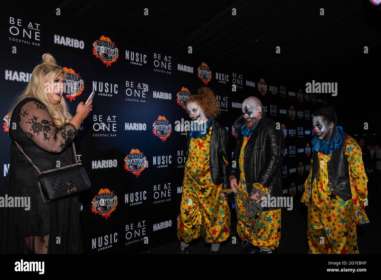 Serie Gemma Collins, Richard Blackwell, Katie Price Heavy D Dr Ranj, sul tappeto nero al Tullys Halloween Shocktober Fest Foto Stock