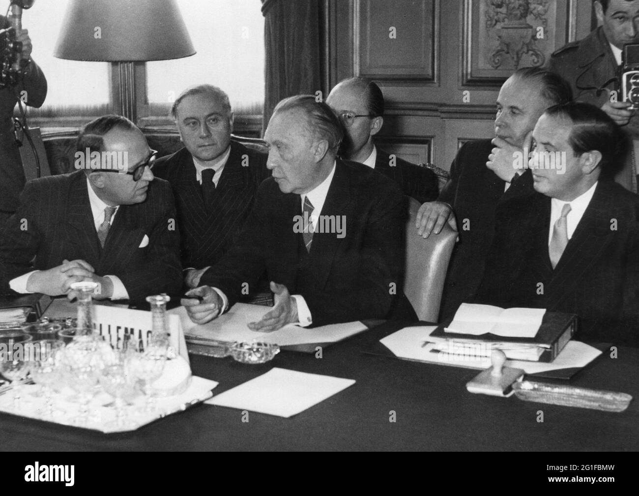 Politica, conferenze, conferenza di Parigi su 'piano chuman', DIRITTI-AGGIUNTIVI-AUTORIZZAZIONE-INFORMAZIONI-NON-DISPONIBILI Foto Stock