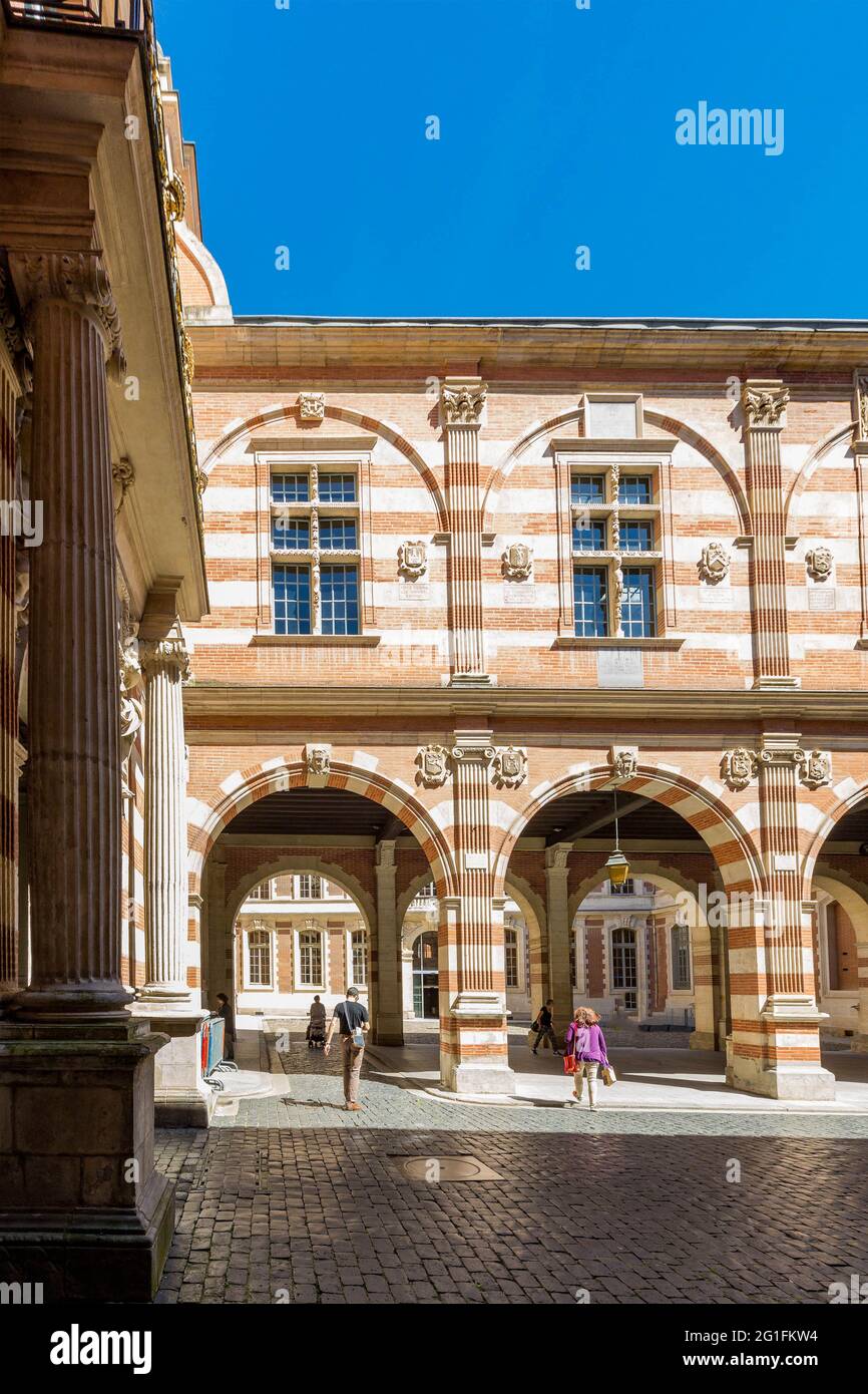 FRANCIA, OCCITANIE. ALTA GARONNA (31) TOLOSA, PIAZZA CAPITOLE Foto Stock