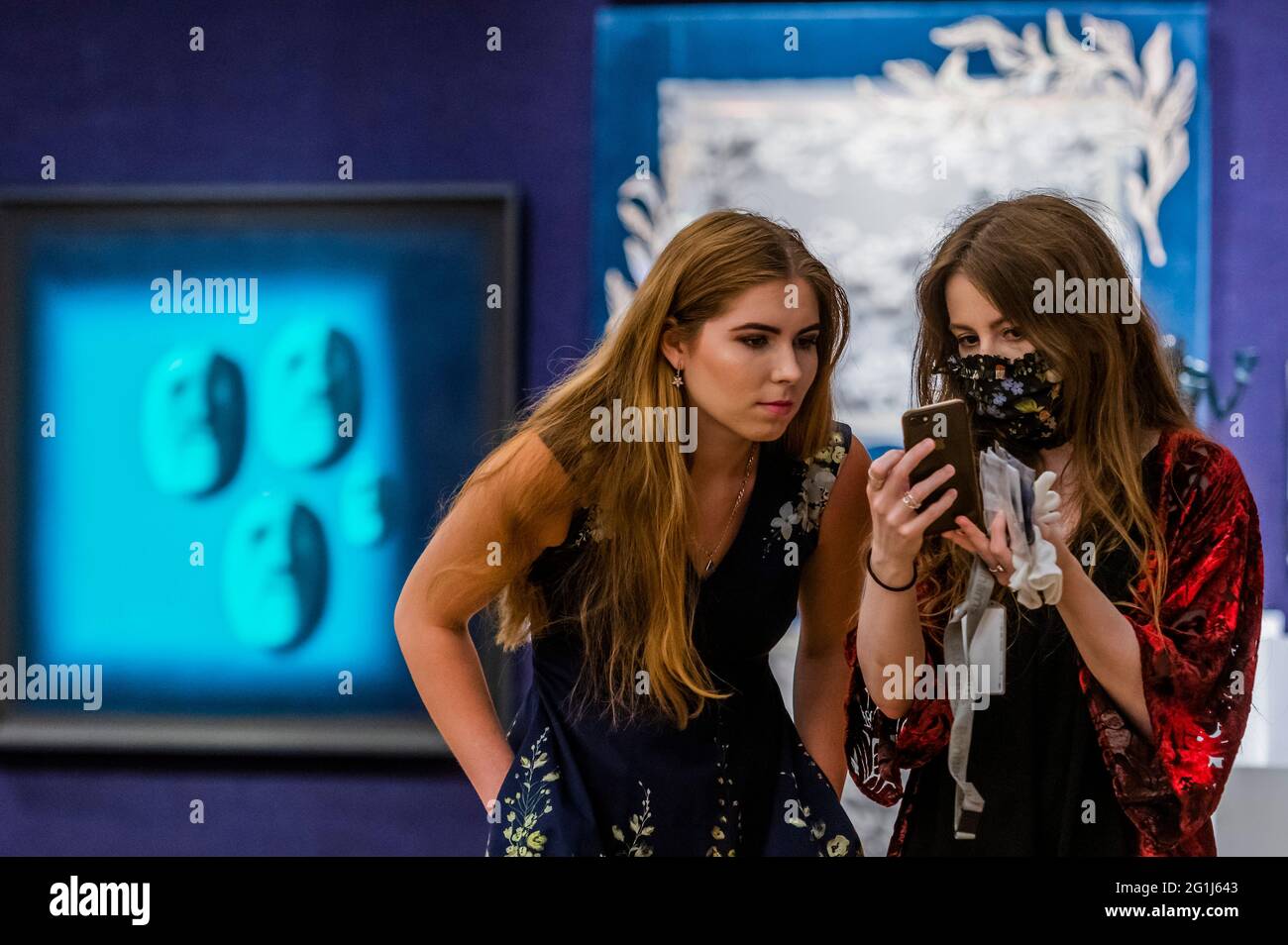 Londra, Regno Unito. 7 Giugno 2021. Anteprima dei saldi russi a Bonhams, New Bond Street, Londra. La vendita stessa avrà luogo il 9 giugno. Credit: Guy Bell/Alamy Live News Foto Stock