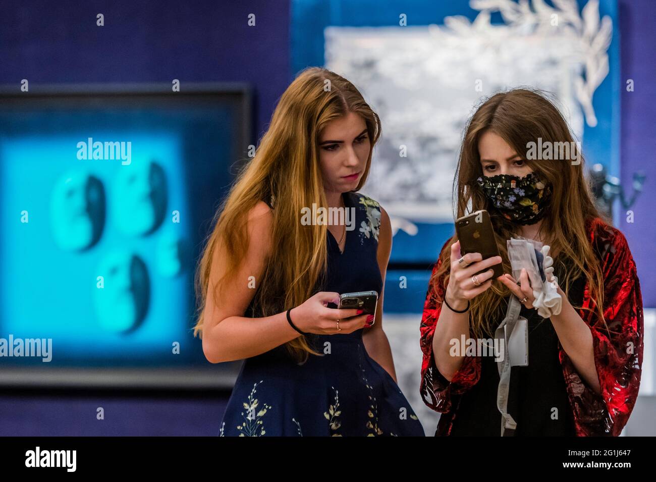 Londra, Regno Unito. 7 Giugno 2021. Anteprima dei saldi russi a Bonhams, New Bond Street, Londra. La vendita stessa avrà luogo il 9 giugno. Credit: Guy Bell/Alamy Live News Foto Stock