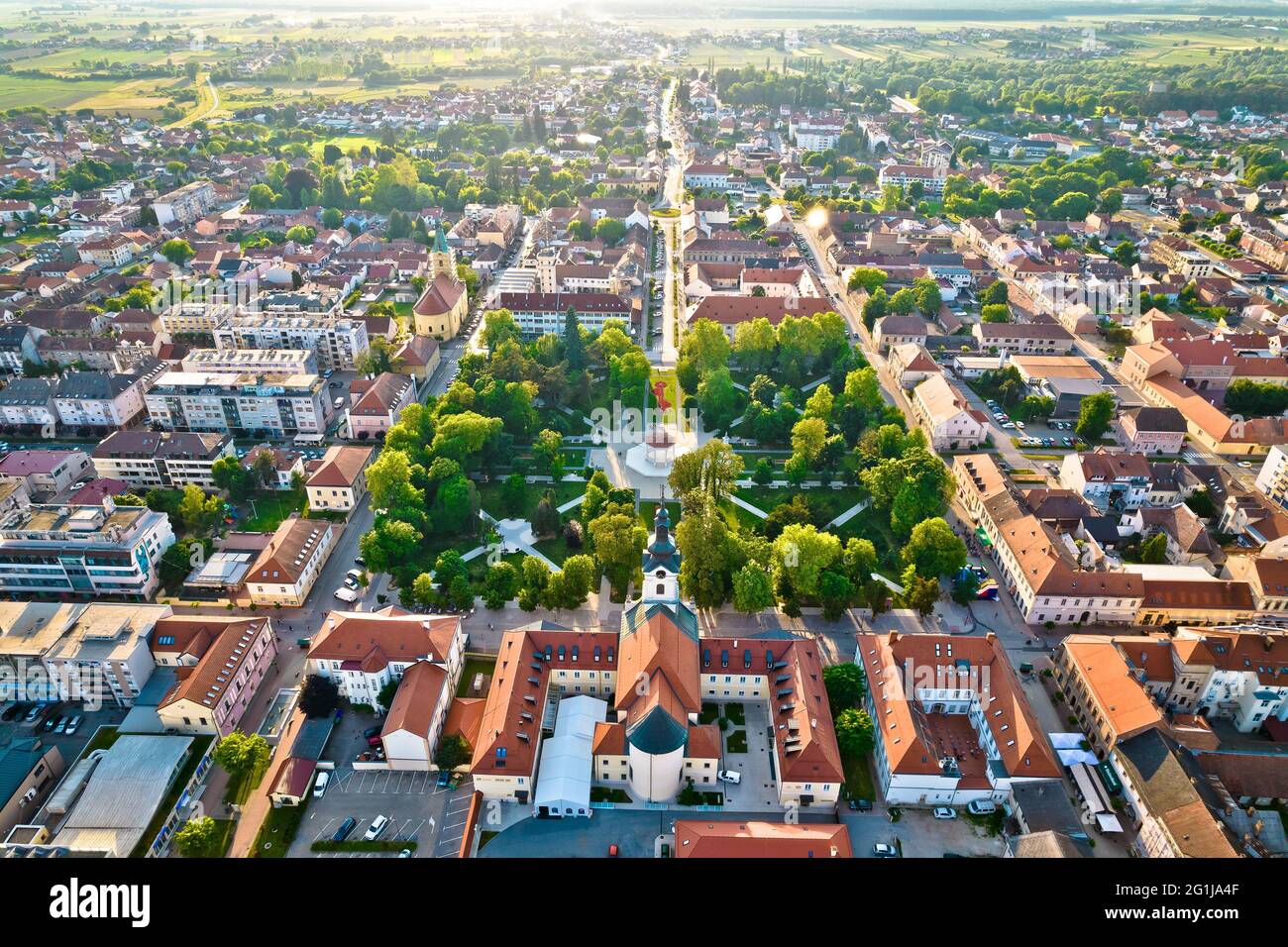 Città di Bjelovar vista aerea, Bilogora regione del Nord Croazia Foto Stock