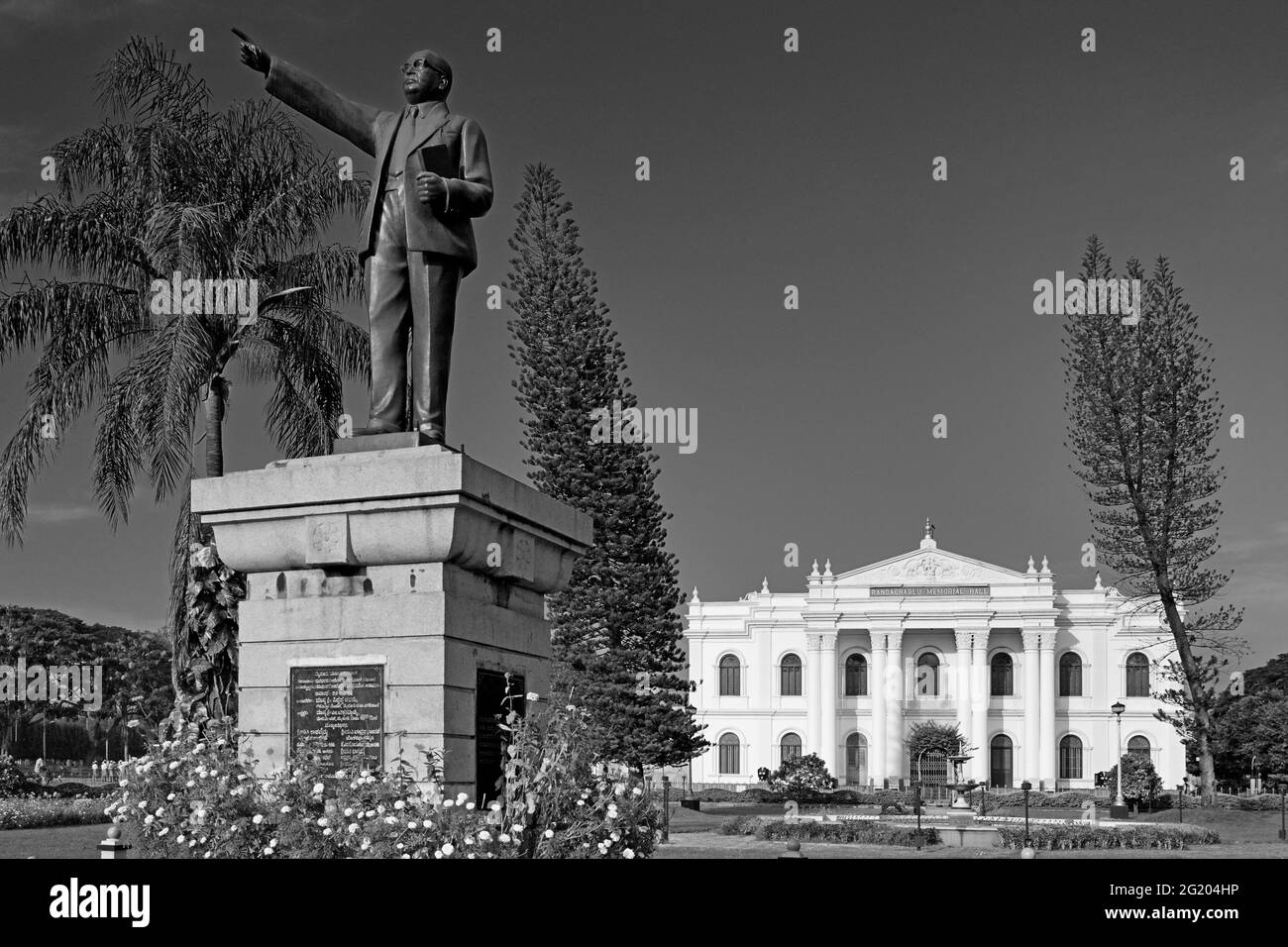 29 Ott 2009 Bharat Ratna Bhimrao Ramji Ambedkar Babasaheb statua di Ambedkar vicino-Rangacharlu municipio Mysore-Karnataka-INDIA Foto Stock