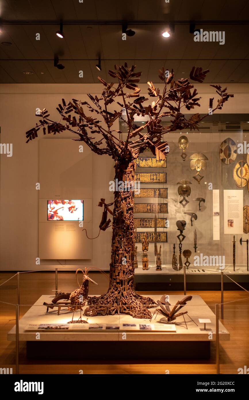 Tree of Life Sculpture, il British Museum, Londra UK Foto Stock