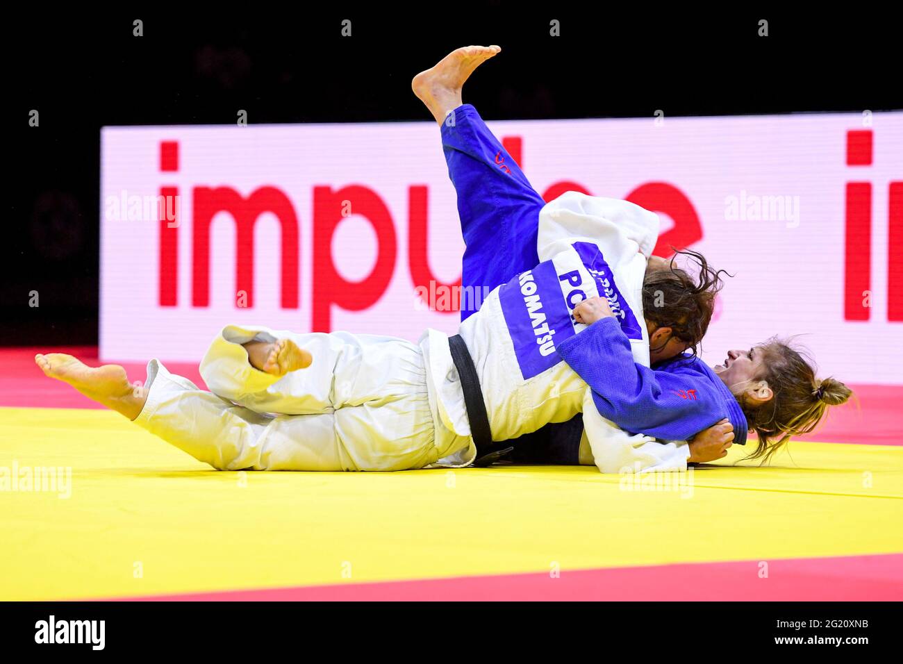 BUDAPEST, UNGHERIA - 7 GIUGNO: Fabienne Koch della Svizzera, Joana Ramos del Portogallo durante i Campionati Mondiali di Judo Ungheria 2021 alla Papp Laszlo Budapest Sports Arena il 7 giugno 2021 a Budapest, Ungheria (Foto di Yannick Verhoeven/Orange Pictures) Foto Stock