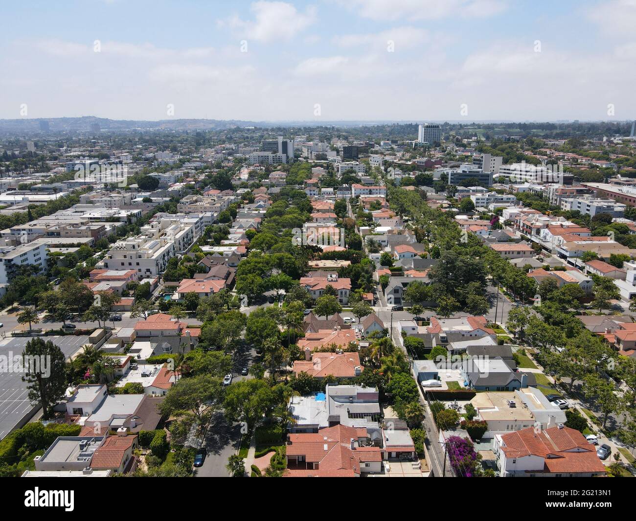 Vista aerea di Beverly Hills, città della contea di Los Angeles in California. Ospita molte stelle di Hollywood. Foto Stock