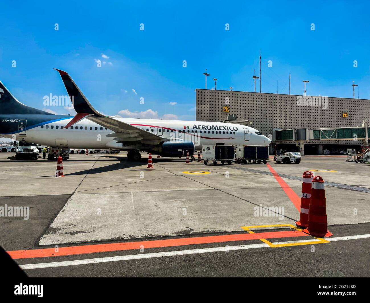 2913 / 5000 Resultados de Traducción operazioni nel cortile e piste nell'espansione del terminal II dell'aeroporto di Città del Messico. Compagnia aerea Aero Messico, AeroMexico, Aeromexico. (Foto di Luis Gutiérrez). Foto Stock