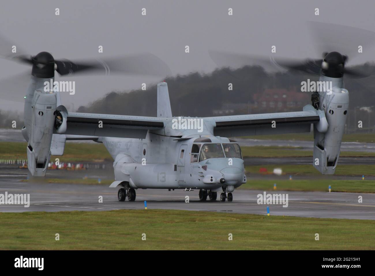 168666, un Bell Boeing MV-22B Osprey gestito dal corpo dei Marine degli Stati Uniti, con partenza dall'aeroporto internazionale di Prestwick in Ayrshire, Scozia. Foto Stock