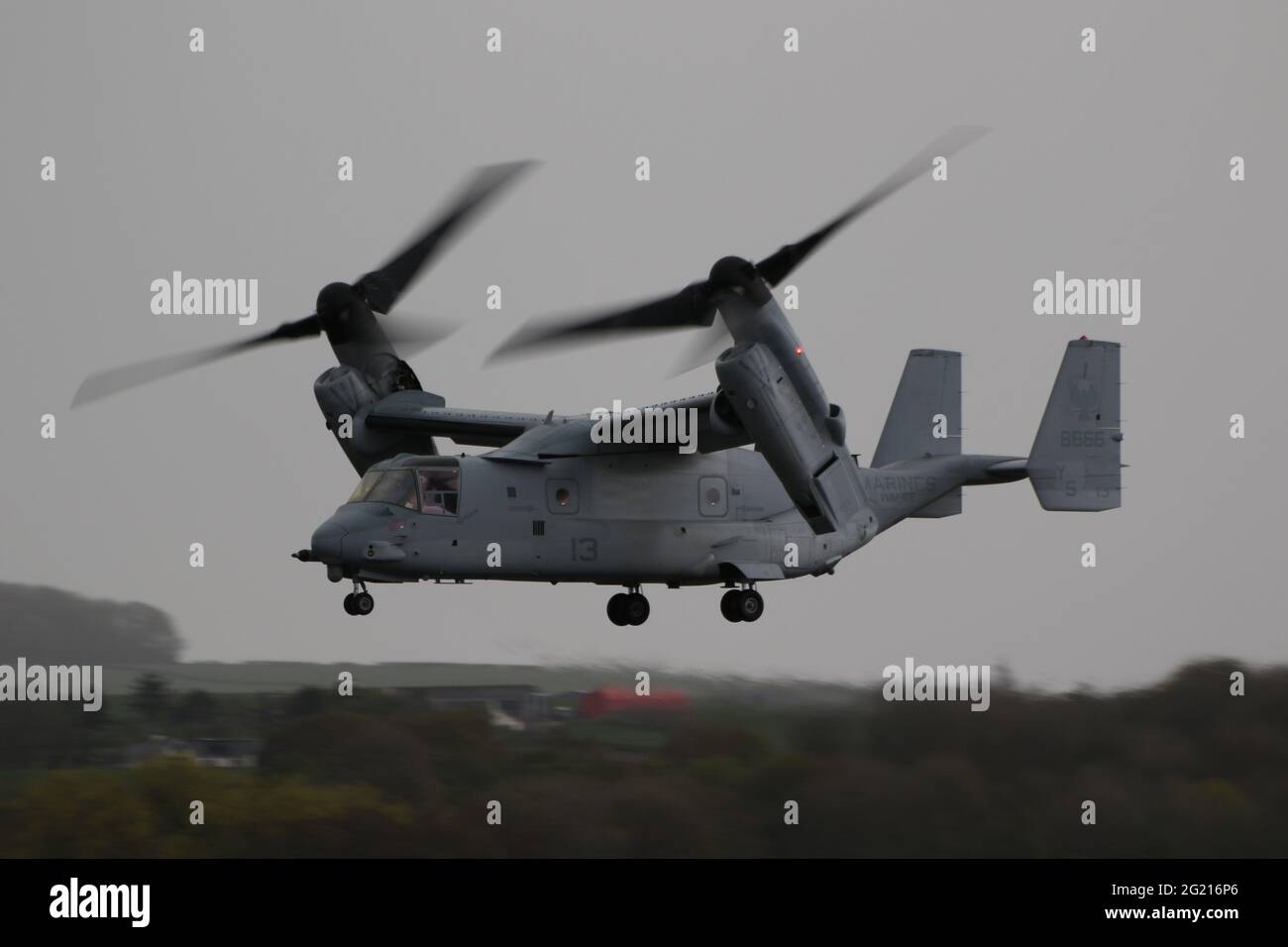 168666, un Bell Boeing MV-22B Osprey gestito dal corpo dei Marine degli Stati Uniti, con partenza dall'aeroporto internazionale di Prestwick in Ayrshire, Scozia. Foto Stock