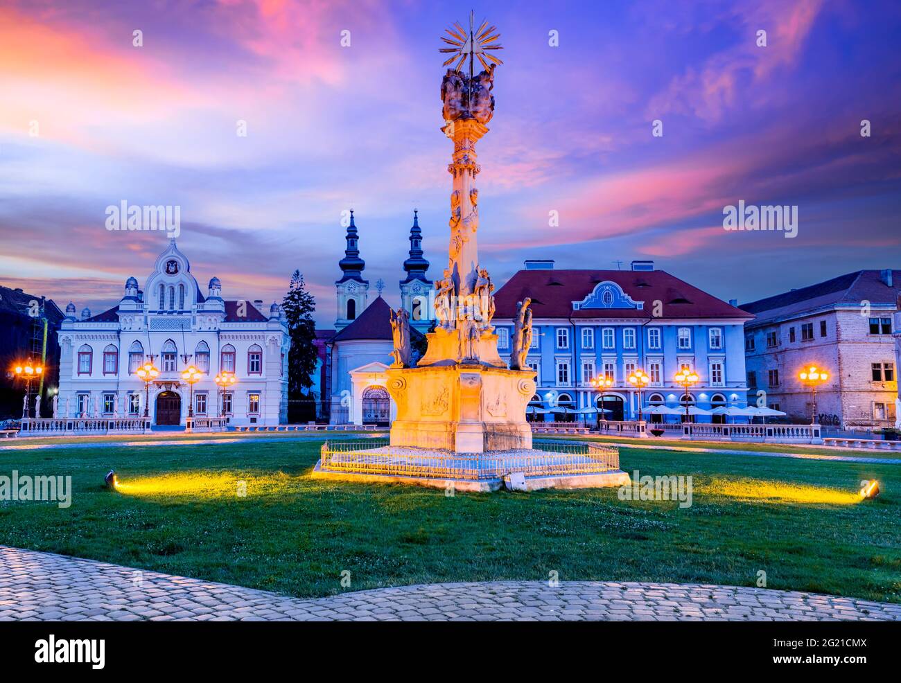 Timisoara, Romania - Piazza dell'Unione, architettura della Transilvania occidentale di Banat. Foto Stock