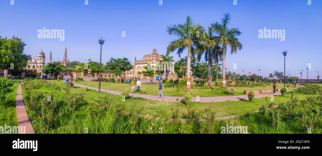 Bara Imambara e Rumi Darwaza Foto Stock