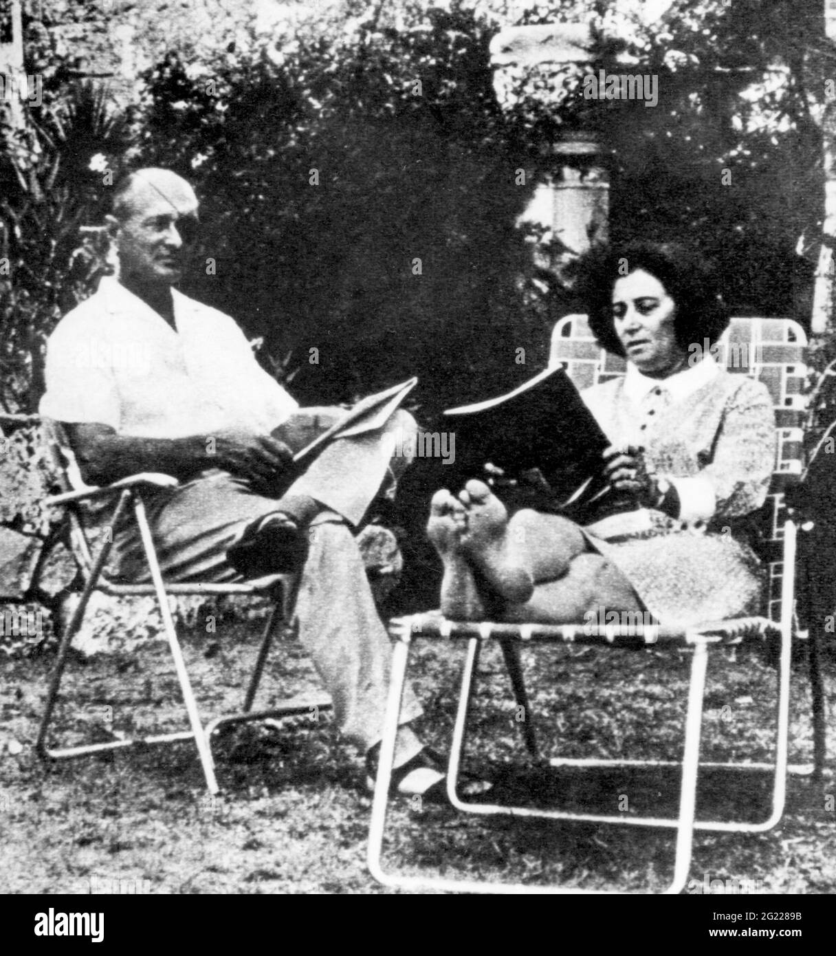Dayan, Moshe, 20.5.1915 - 16.10.1981, generale e politico israeliano, con la moglie Ruth, circa 1960, DIRITTI-AGGIUNTIVI-AUTORIZZAZIONE-INFORMAZIONI-NON-DISPONIBILI Foto Stock
