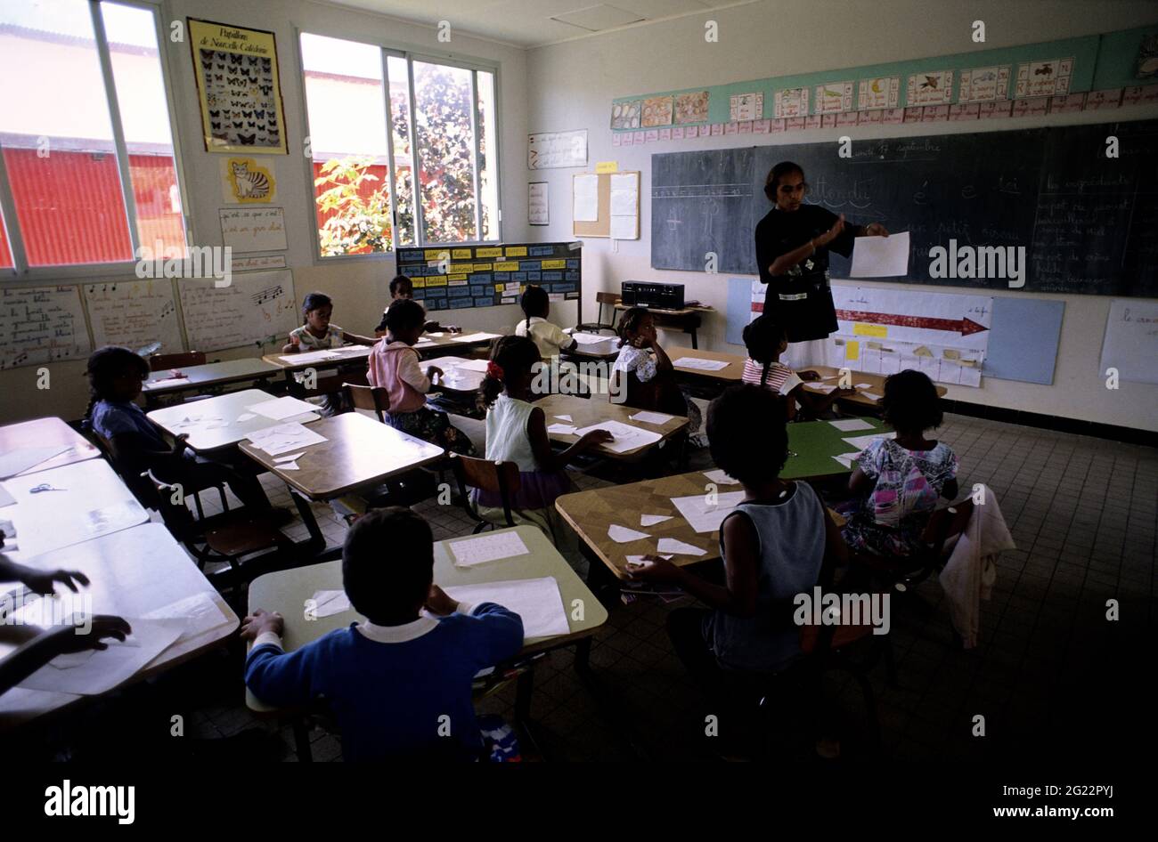 FRANCIA. NUOVA CALEDONIA, ARCIPELAGO FEDELTÀ, SCUOLA A LIFOU ISLAND. Foto Stock