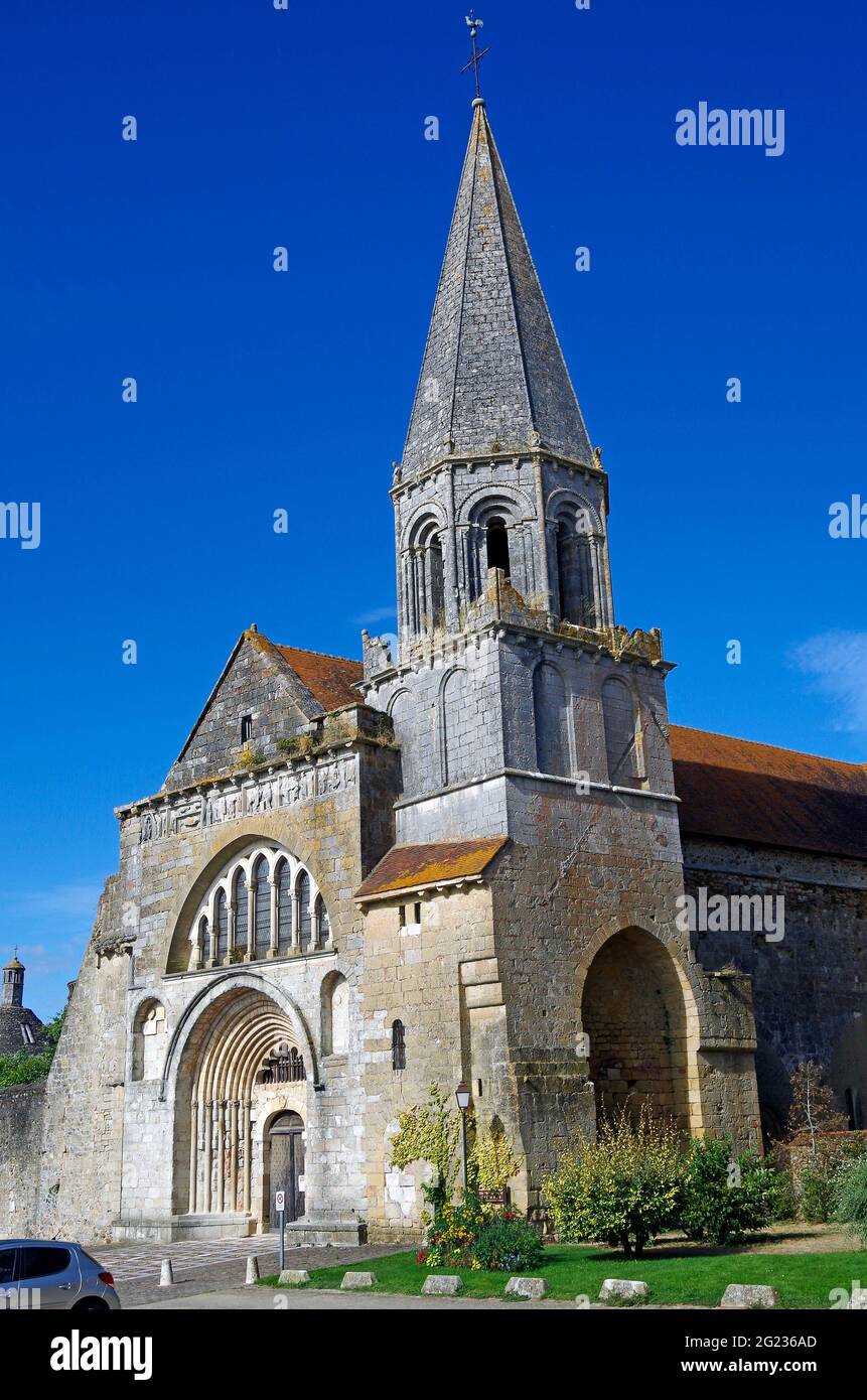 La Chiesa o la Cappella di St Laurent, Montmorillon, Francia Foto Stock