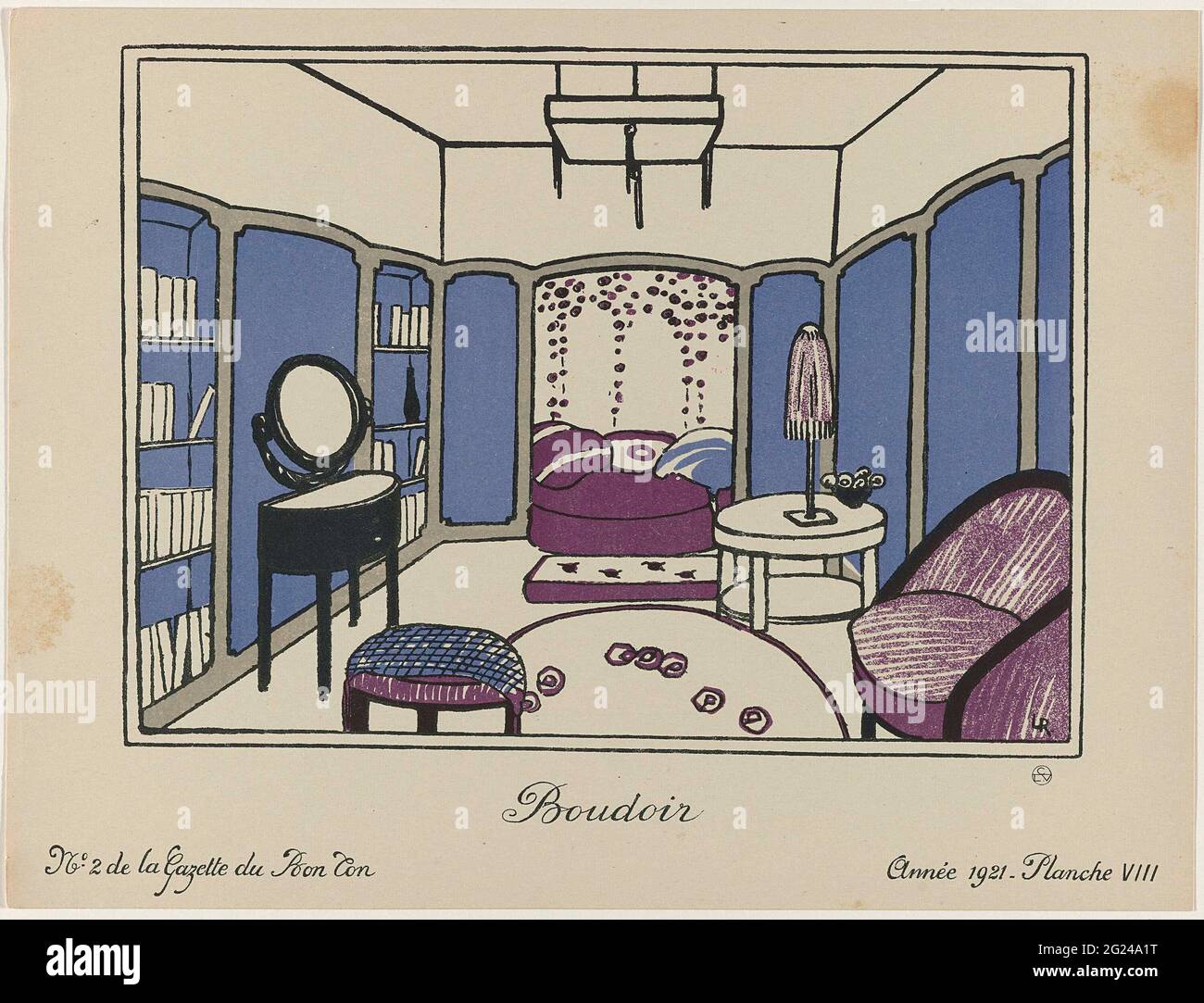 Arredamento e interni. La prima rivista di moda, il Cabinet des Modes (1785-1797), aveva occasionalmente pubblicato anche immagini di nuovi mobili o di un interno da alternare con le mode. La Gazette du Bon Ton ha ripreso questa tradizione, consentendo ai decoratori d'interni e ai designer di mobili di diffondere anche le loro idee. Alcune edizioni sono fornite con supplementi costituiti da un inserto di quattro o cinque crochis (schizzi) raffiguranti interni moderni: Foto Stock