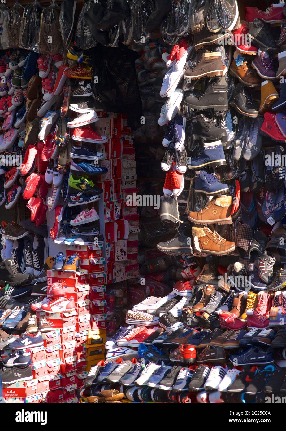Mostra del negozio di calzature, Istanbul, Turchia Foto Stock