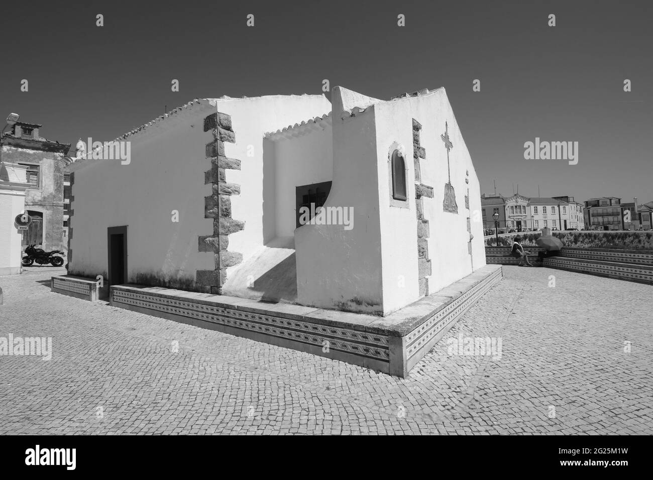 Piccola cappella nel villaggio di Ericeira, Portogallo. Foto Stock