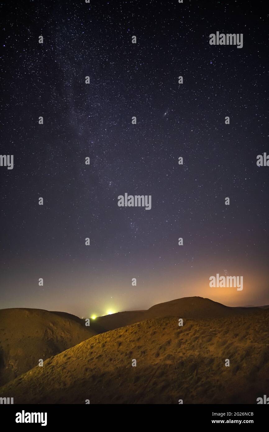 Un assaggio della Via Lattea vista da Mirleft, Marocco, nell'ottobre 2019. Foto Stock