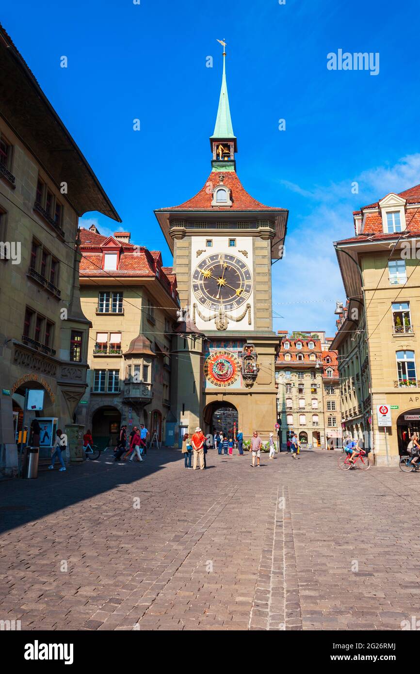 BERN, Svizzera - 13 luglio 2019: Zytglogge è un punto di riferimento medievale torre orologio nella città di Berna in Svizzera Foto Stock