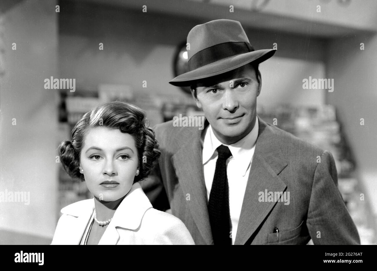 Cyd Charisse, Barry Sullivan, 'Tension' (1949) MGM / riferimento file n. 34145-110THA Foto Stock