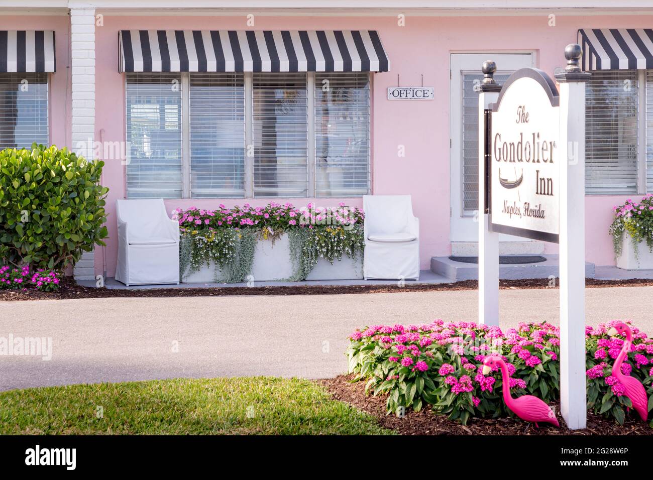 The gondolier Inn - b. 1958, un elegante motel classico in stile anni '50, Napoli, Florida, Stati Uniti Foto Stock