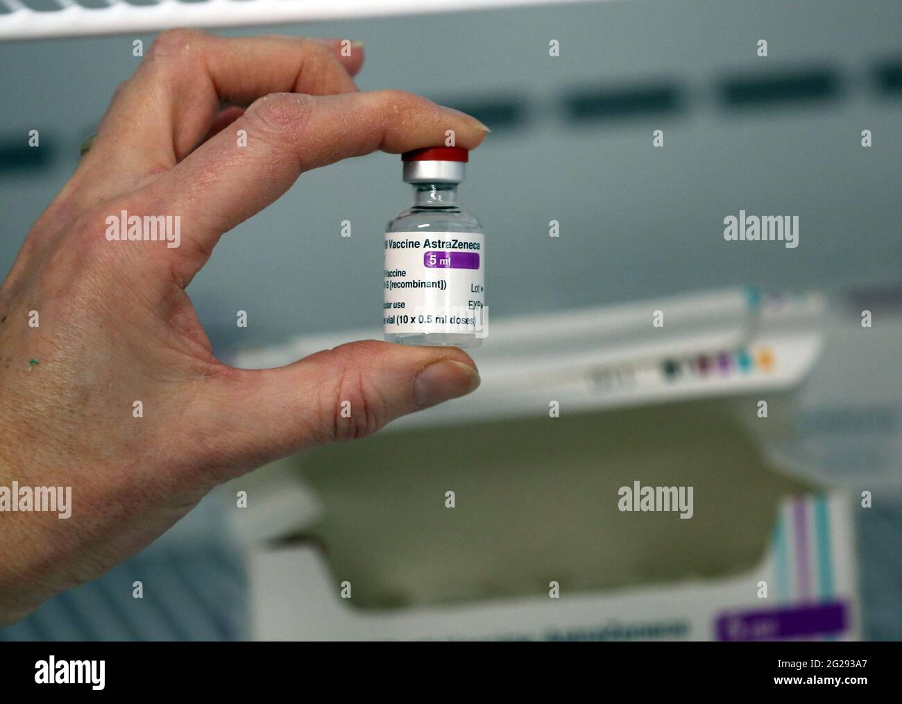 Fiala per vaccino Covid 19 AstraZeneca Foto Stock