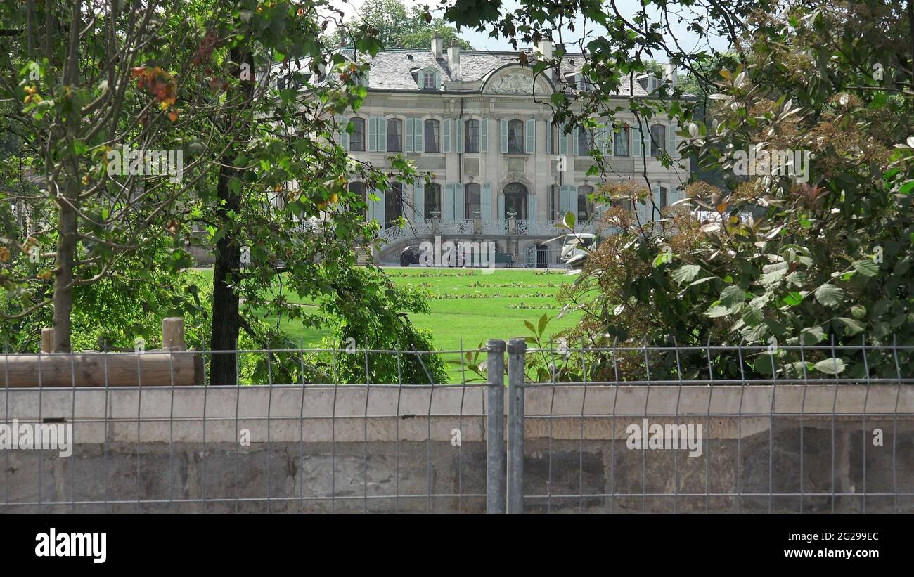Vertice di Biden Putin 16 giugno 2021 luogo d'incontro: Edificio in un parco pubblico a Ginevra Svizzera Foto Stock