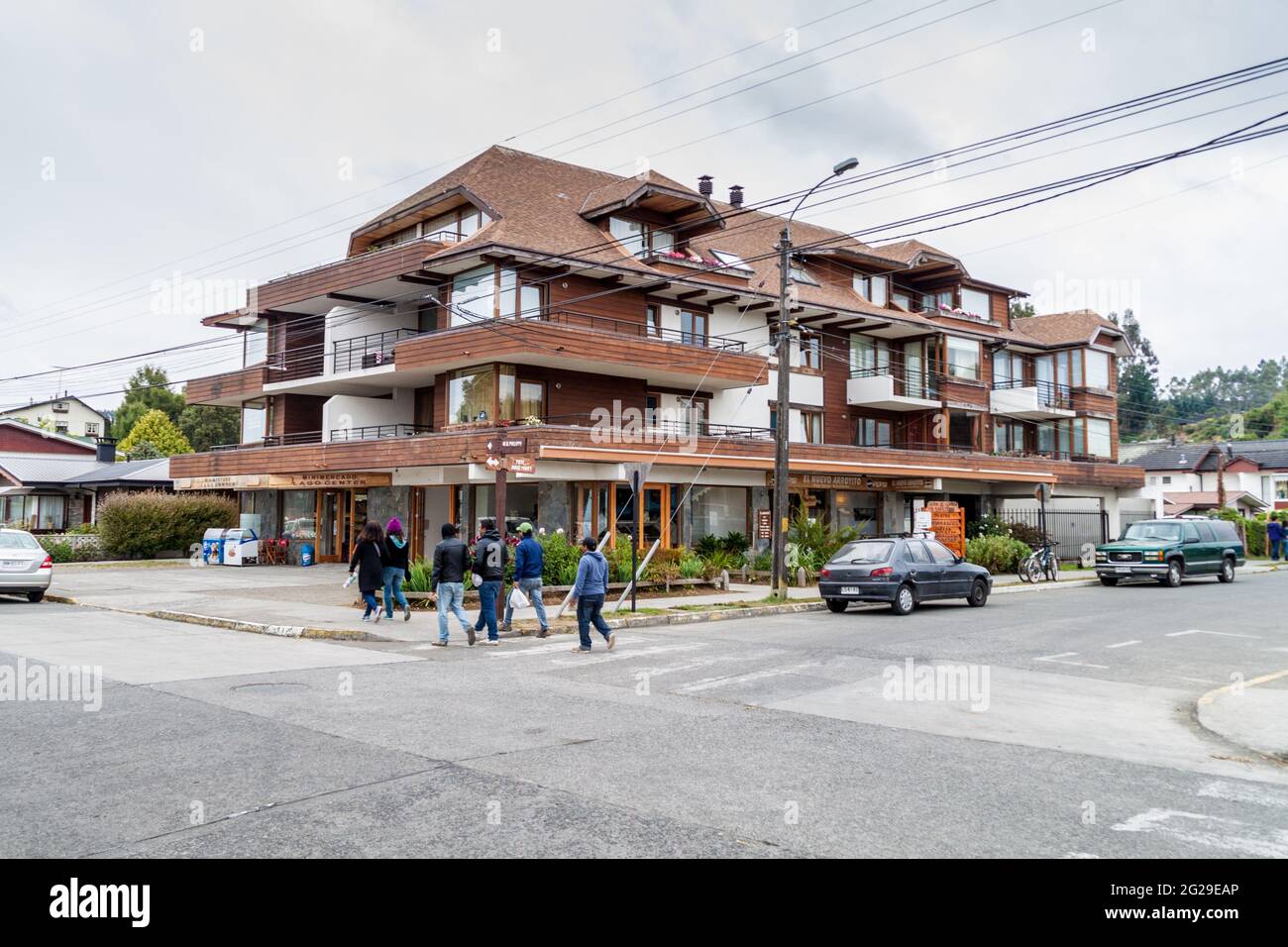 FRUTILLAR, CILE - 1 MARZO 2015: Vista di una casa nel villaggio di Frutillar. La regione è conosciuta per la forte popolazione di immigrati tedeschi. Foto Stock