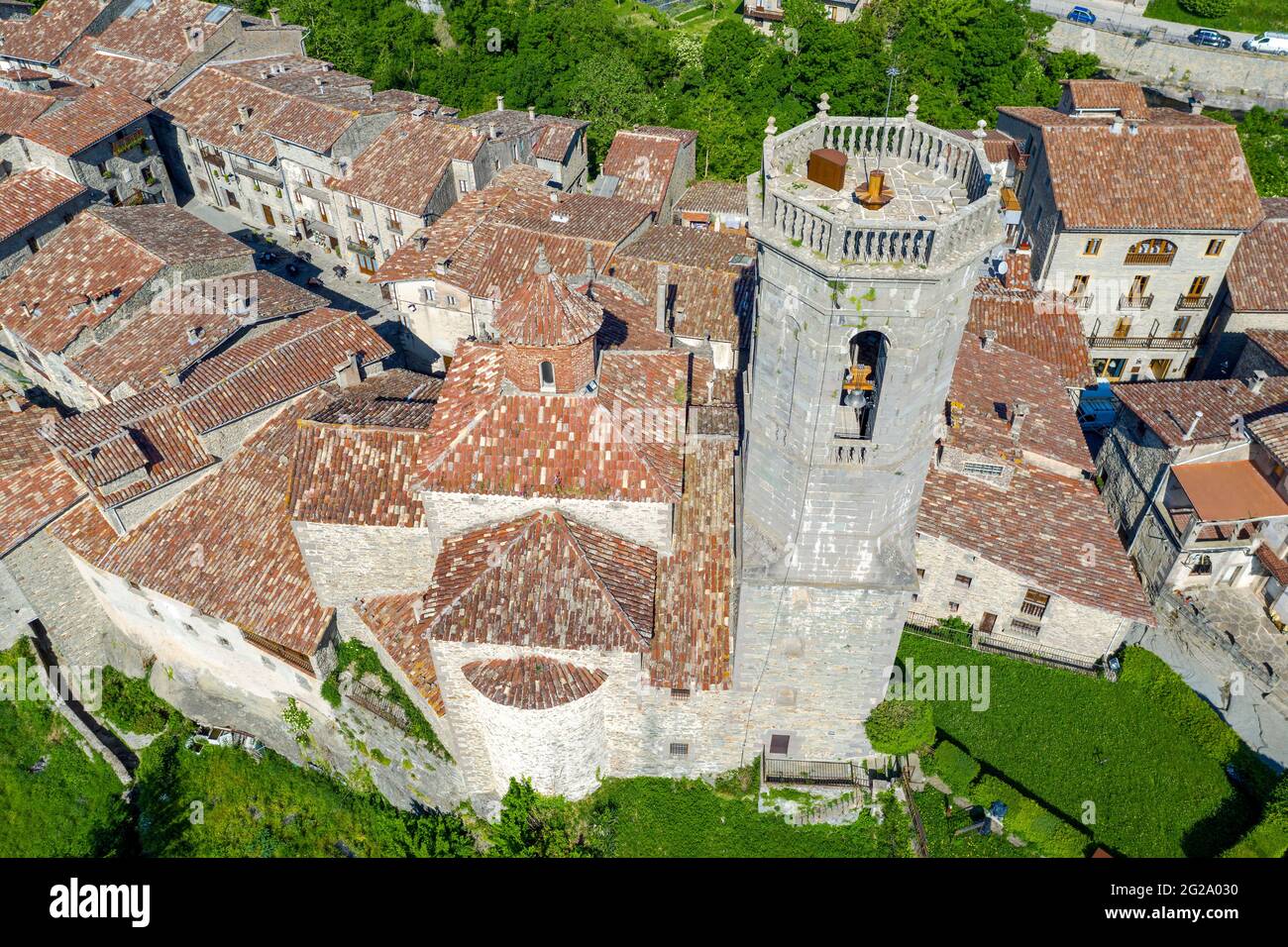 Chiesa di Sant Miquel di Rupit, un comune spagnolo nella regione di Osona situato a nord-est della regione e ad est della Sierra de Cabrera Foto Stock