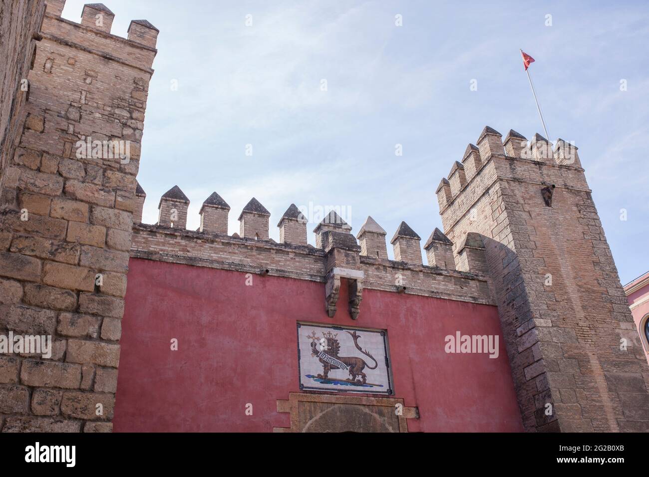 Alcazar reali di Siviglia. Porta del Leone. L'entrata principale Foto Stock