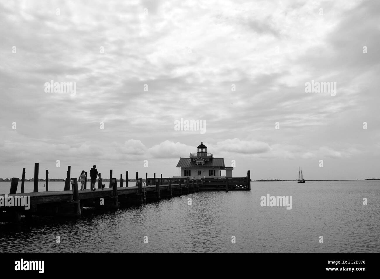 Il faro di Roanoke Marshes a Shallowbag Bay, nella città di Manteo, sulle sponde esterne della Carolina del Nord. Foto Stock
