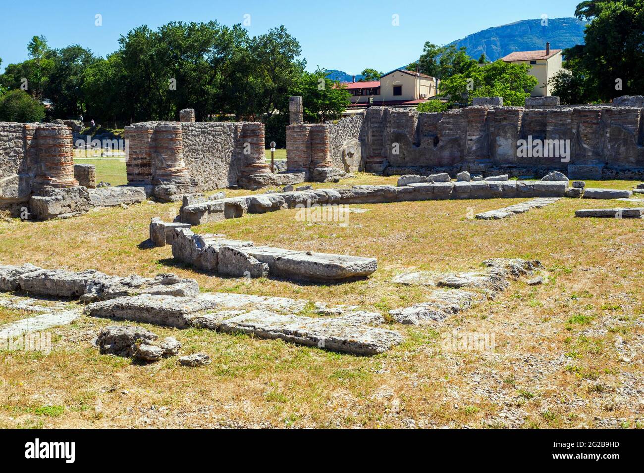 Macellum (mercato interno) - Area Archeologica di Paestum - Salerno, Italia Foto Stock