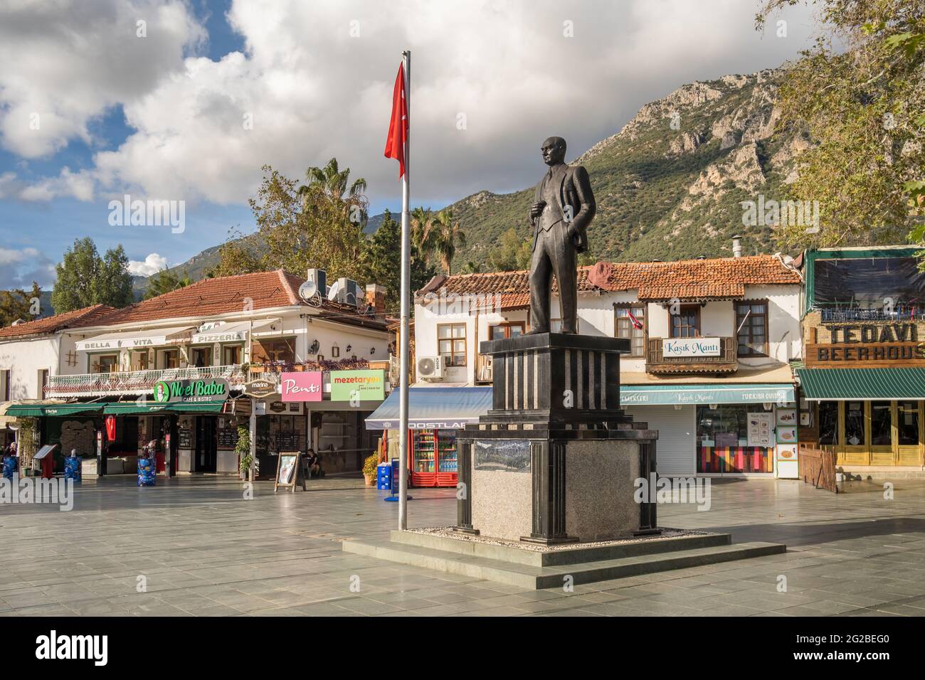Vista Esterna Della Residenza Ataturk Dove Mustafa Kemal Ataturk è Fondatore Della Turchia Nacque Repubblica Turca La Sua Casa Ora Un Museo Image297623637