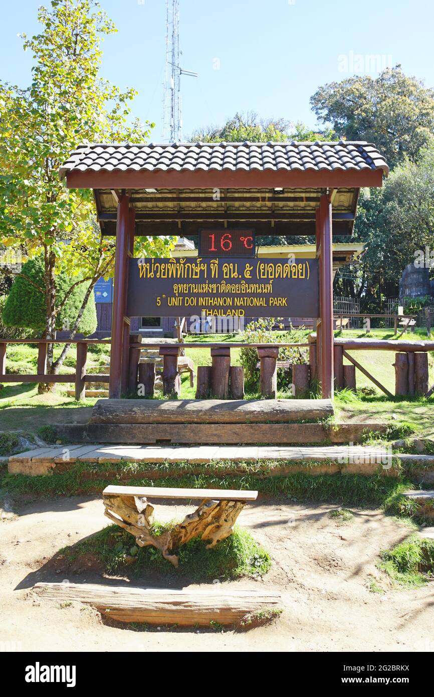 Tavola termica in tempo reale del Parco Nazionale Doi Inthanon. (Data di scatto:16-12-2020) (traduzione: Unità di protezione del Parco Nazionale 5 di Doi Intanon) Foto Stock