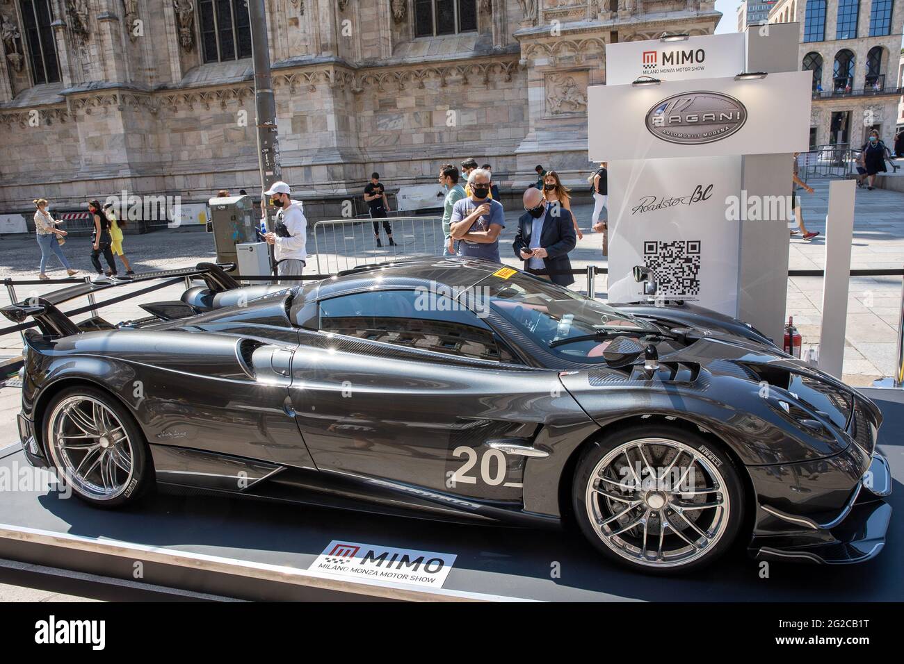 Milano, Italia. 10 giugno 2021. Pagani Roadster BC - MILANO, ITALIA, il Motor Show di Milano Monza, dal 10 al 13 Giugno 2021 a Milano e Monza e presenterà le novità dei 60 costruttori di auto e moto partecipanti. Con un formato democratico, in cui i marchi esporranno le loro vetture su stand uguali, MIMO vuole dare un segnale di riavviamento al mondo della fiera e del settore automobilistico, con un libero accesso e una mostra sicura. Foto Stock