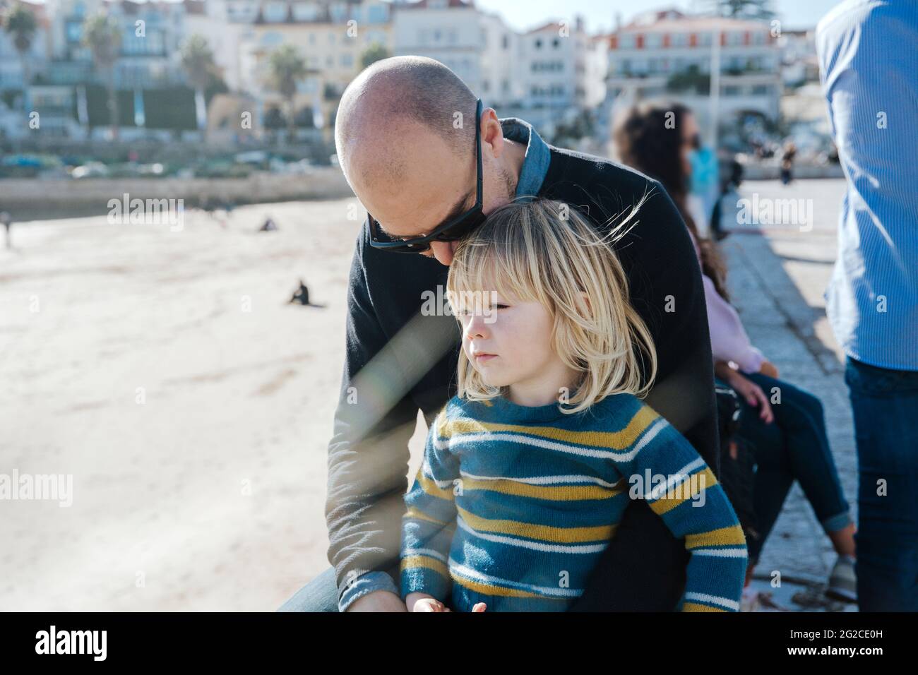 Padre e figlia insieme Foto Stock