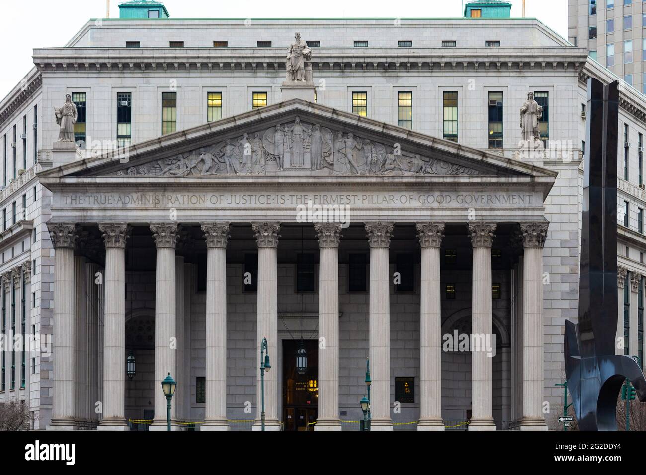 Manhattan, New York, Stati Uniti d'America - 31 Dicembre 2013 : Corte Suprema della Contea di New York, costruzione della corte neoclassica nel quartiere legale della città. Foto Stock