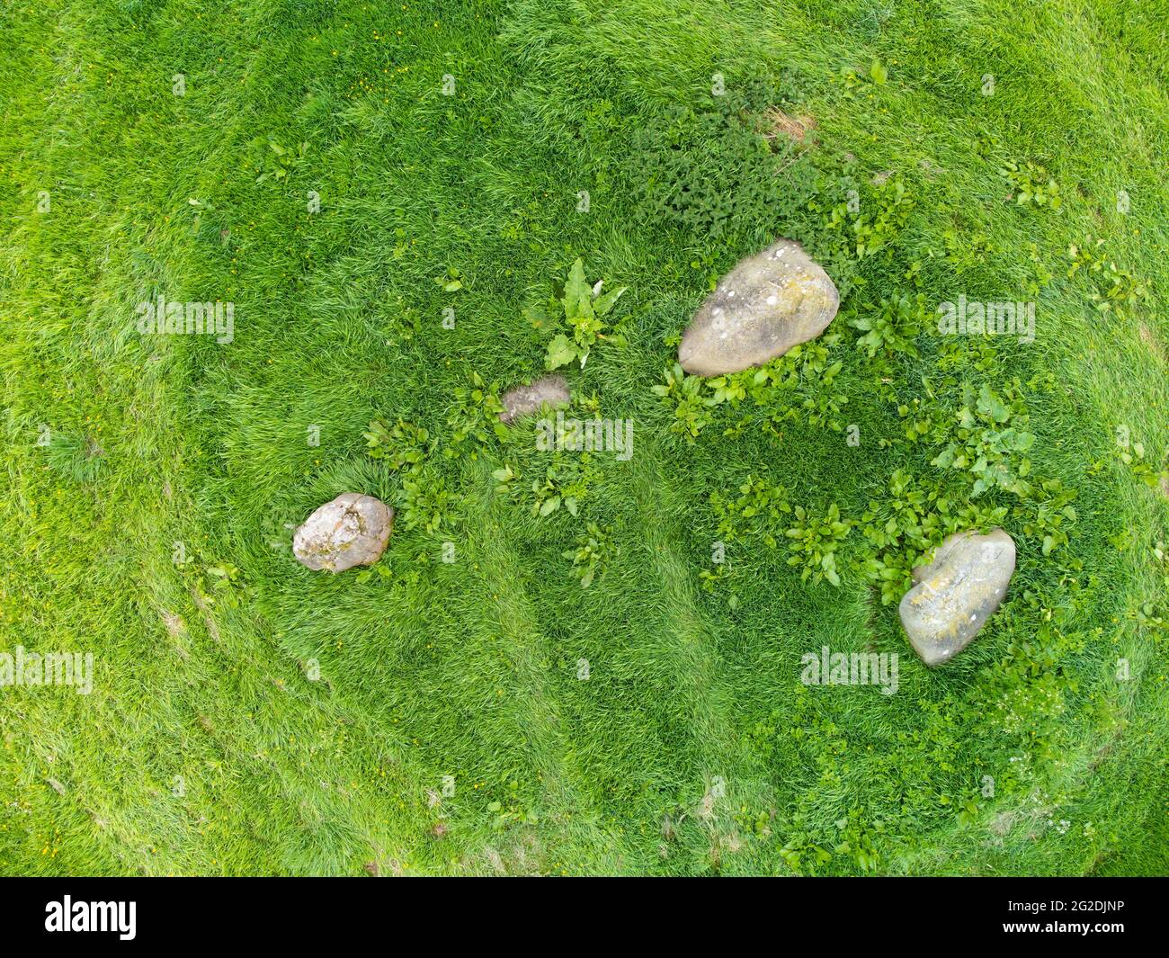 Vista aerea di tre cerchi di pietra in un campo a Fortingall a Glen Lyon, Perthshire, Scozia, Regno Unito Foto Stock