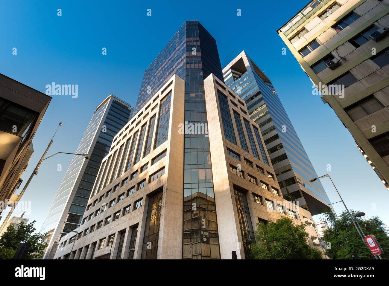 Santiago del Cile, Regione Metropolitana, Cile, Sud America - moderni edifici per uffici nel centro di Santiago del Cile. Foto Stock