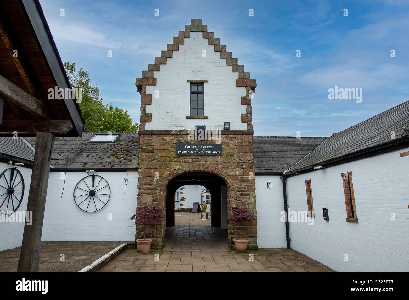 Il famoso Old Blacksmith Shop a Gretna Green, Scozia, Regno Unito Foto Stock